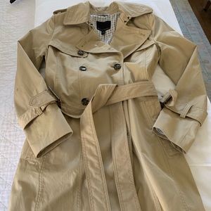 Banana Republic Trench coat - Like New!